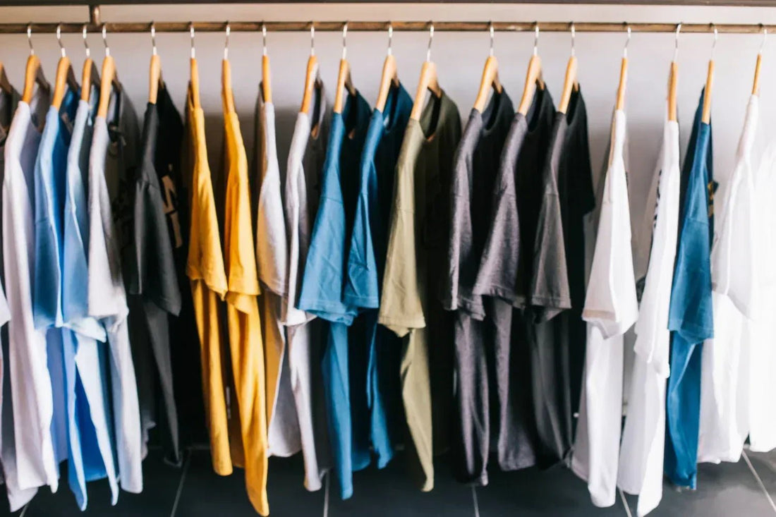 How to Style a Men's Organic T-Shirt for a Minimal Wardrobe - Loom & Sprout